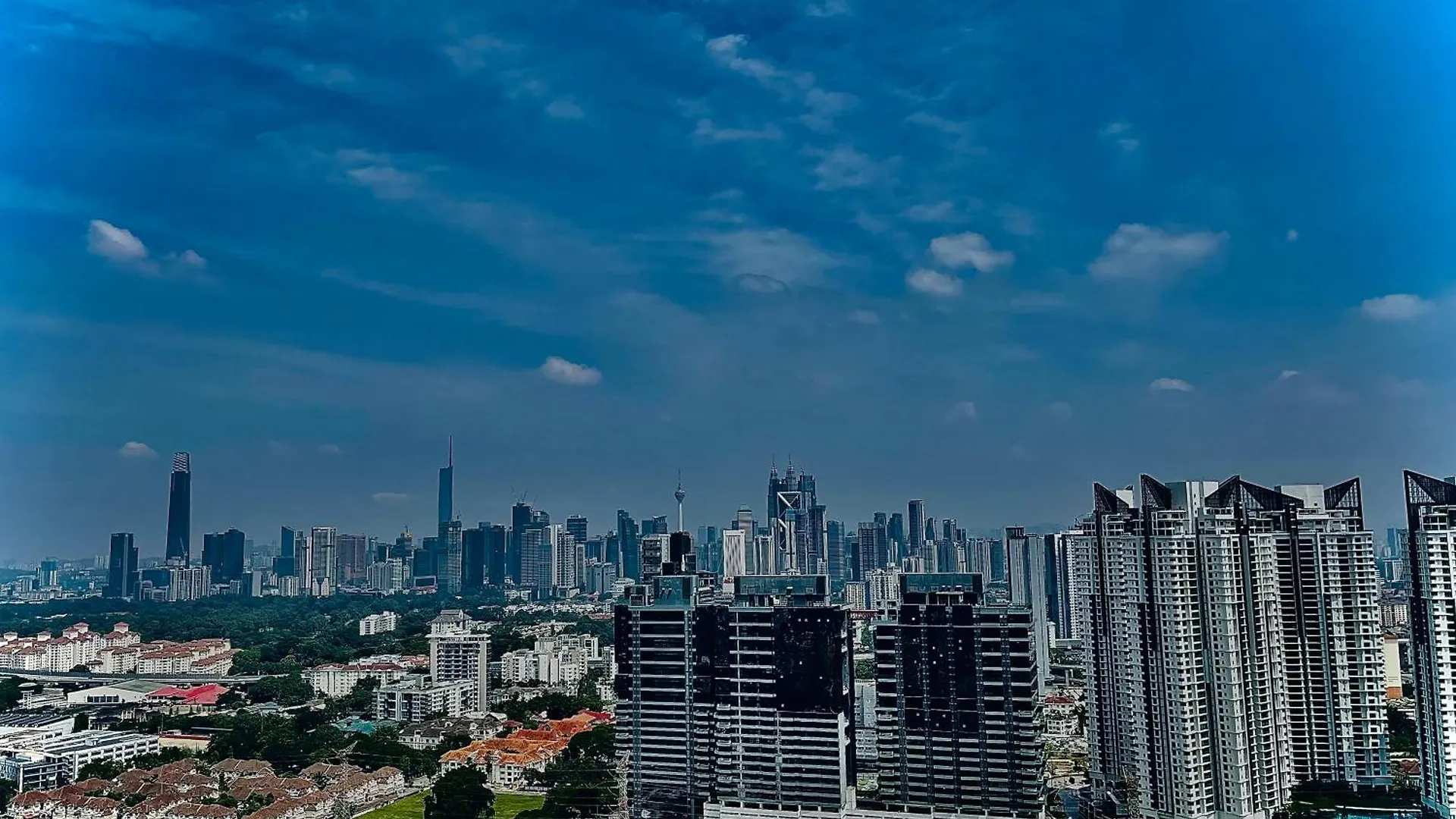 Reizz Residence By Galaxy Home Kuala Lumpur 0*,