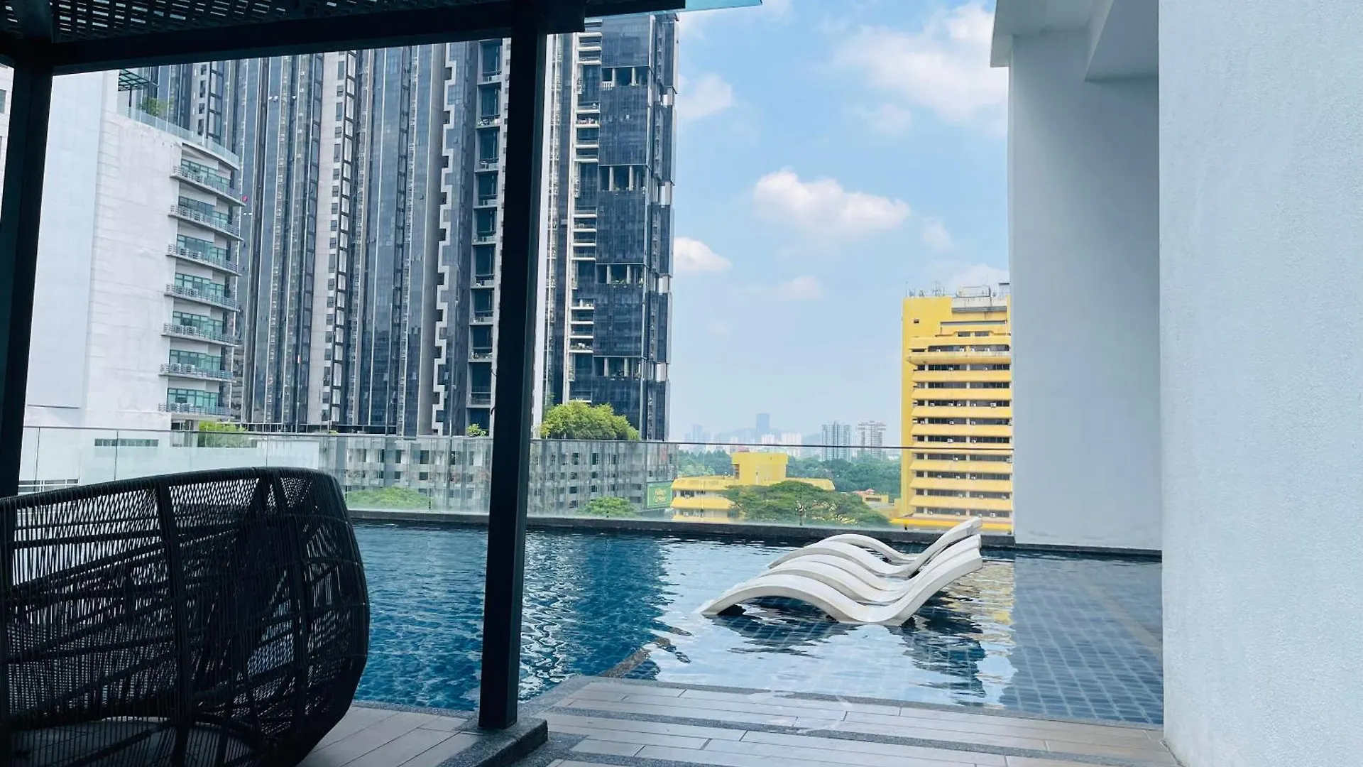 Reizz Residence By Galaxy Home Kuala Lumpur