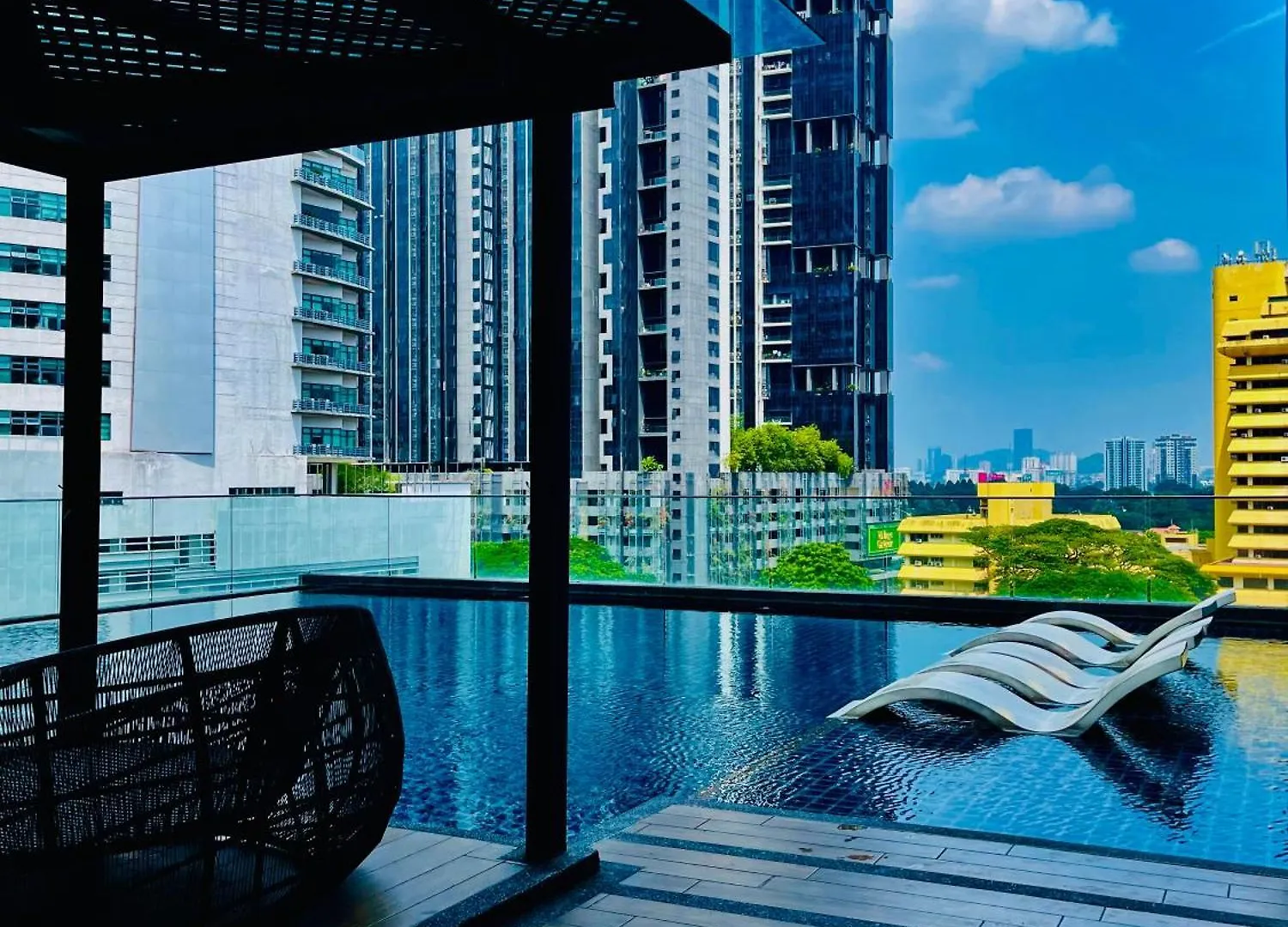 Reizz Residence By Galaxy Home Kuala Lumpur Ma­lay­sia